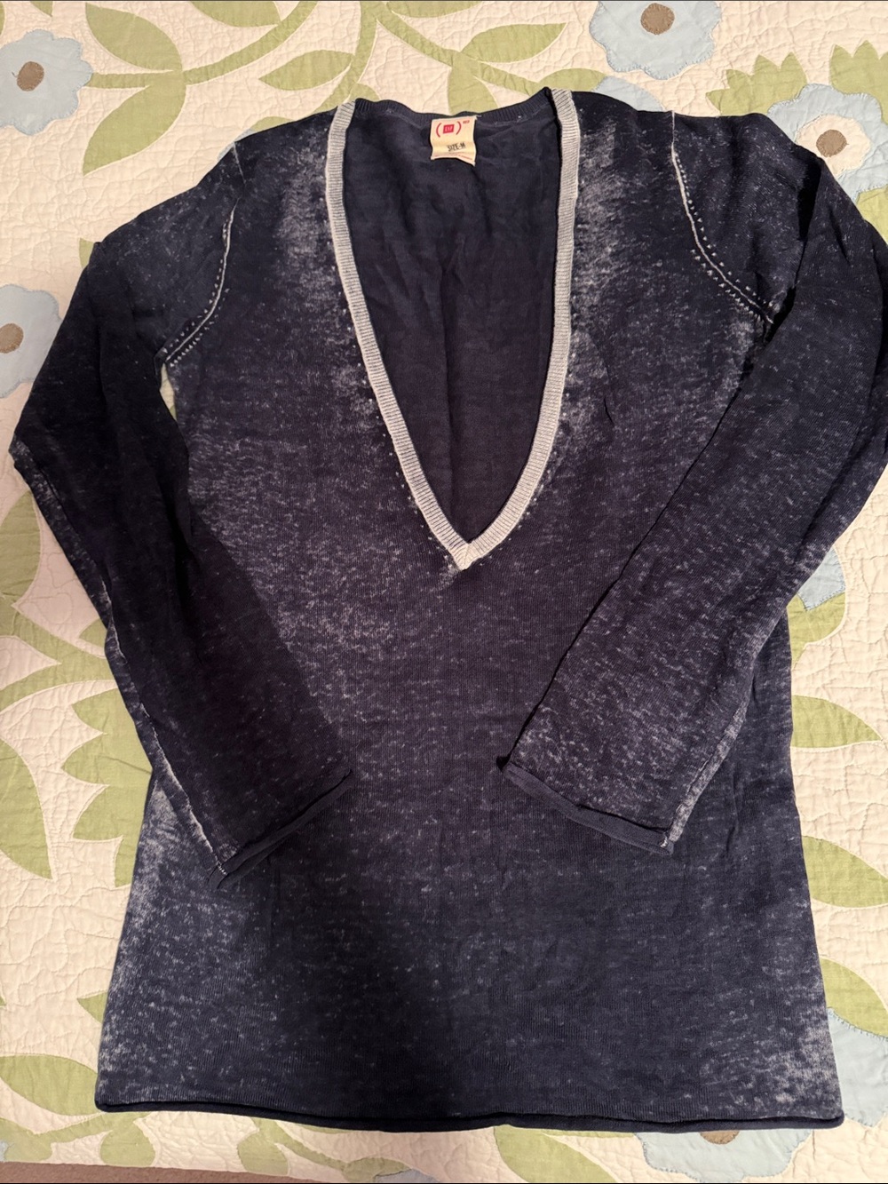 GAP Navy V-Neck Lightweight Pullover with Contrast Trim